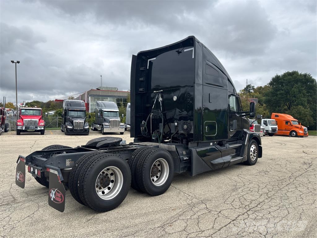 Kenworth T680 Andere Fahrzeuge