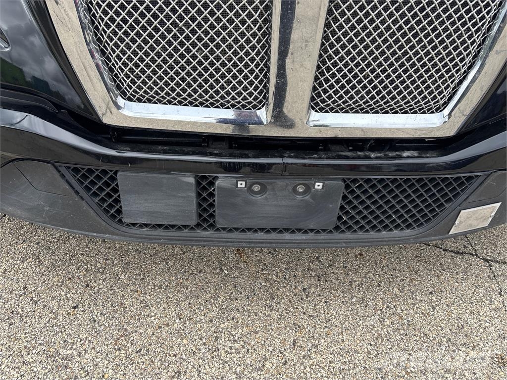 Kenworth T680 Andere Fahrzeuge
