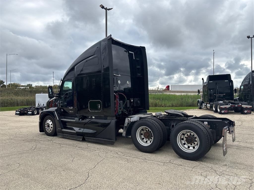 Kenworth T680 Andere Fahrzeuge