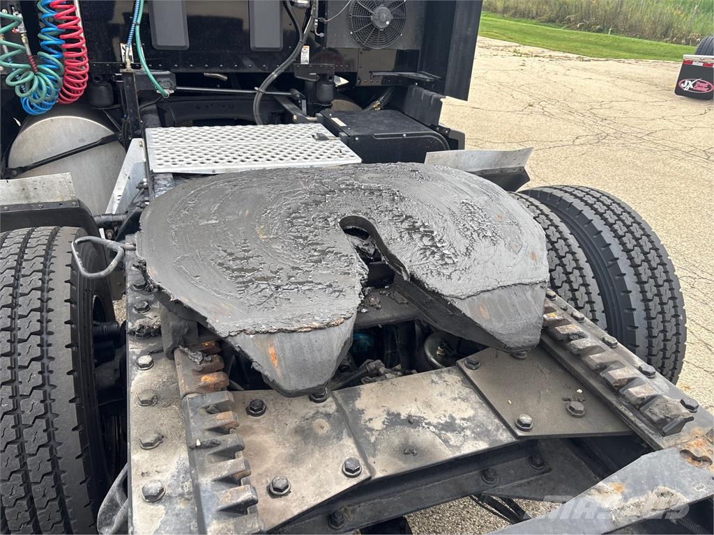 Kenworth T680 Andere Fahrzeuge