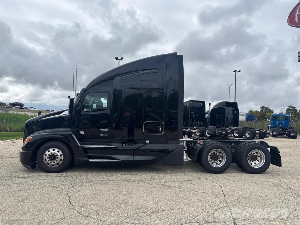 Kenworth T680 Andere Fahrzeuge