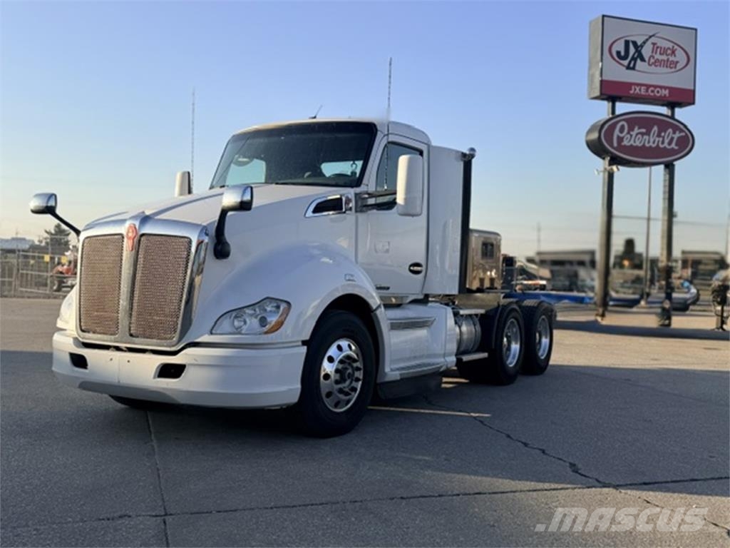 Kenworth T680 Truck Tractor Units