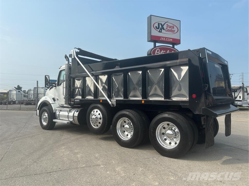 Kenworth T880 شاحنات أخرى