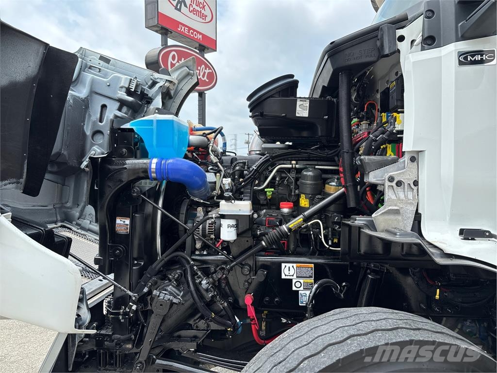 Kenworth T880 شاحنات أخرى
