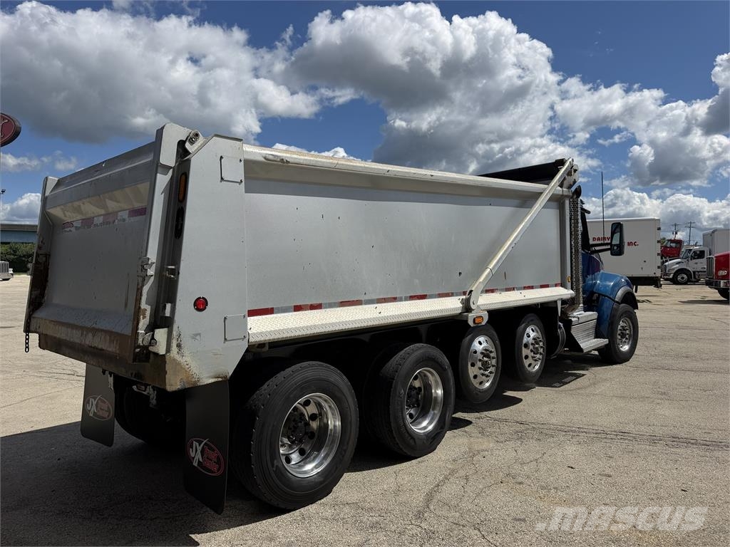 Kenworth T880 شاحنات أخرى