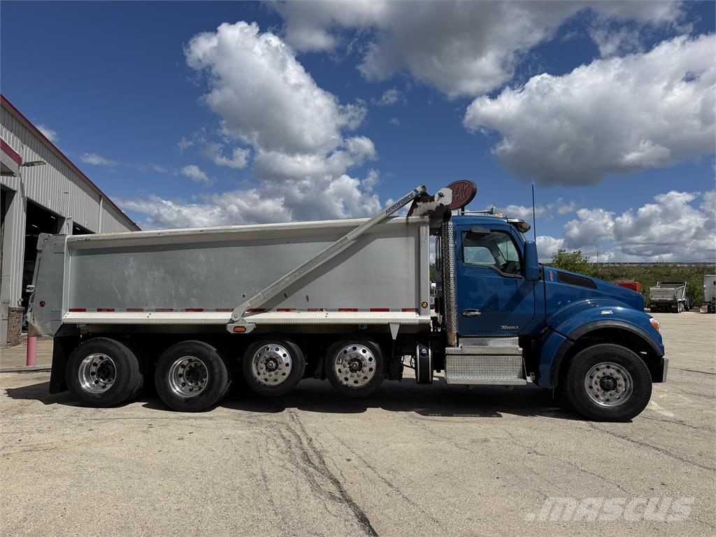 Kenworth T880 شاحنات أخرى