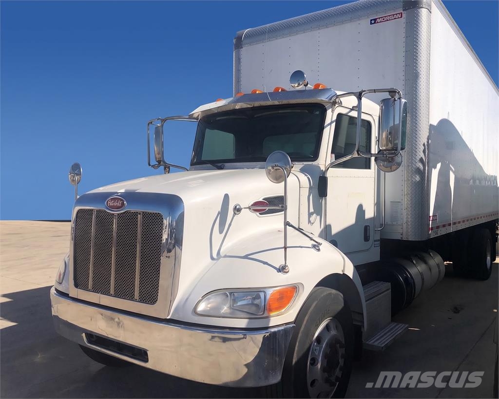 Peterbilt 337 其他貨車