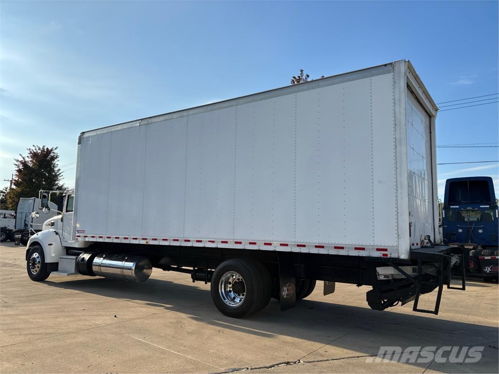 Peterbilt 337 Kastenaufbau