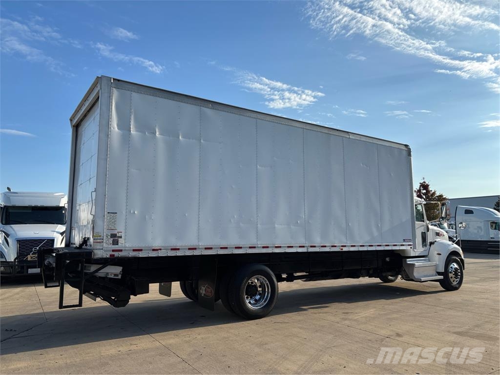 Peterbilt 337 Kastenaufbau