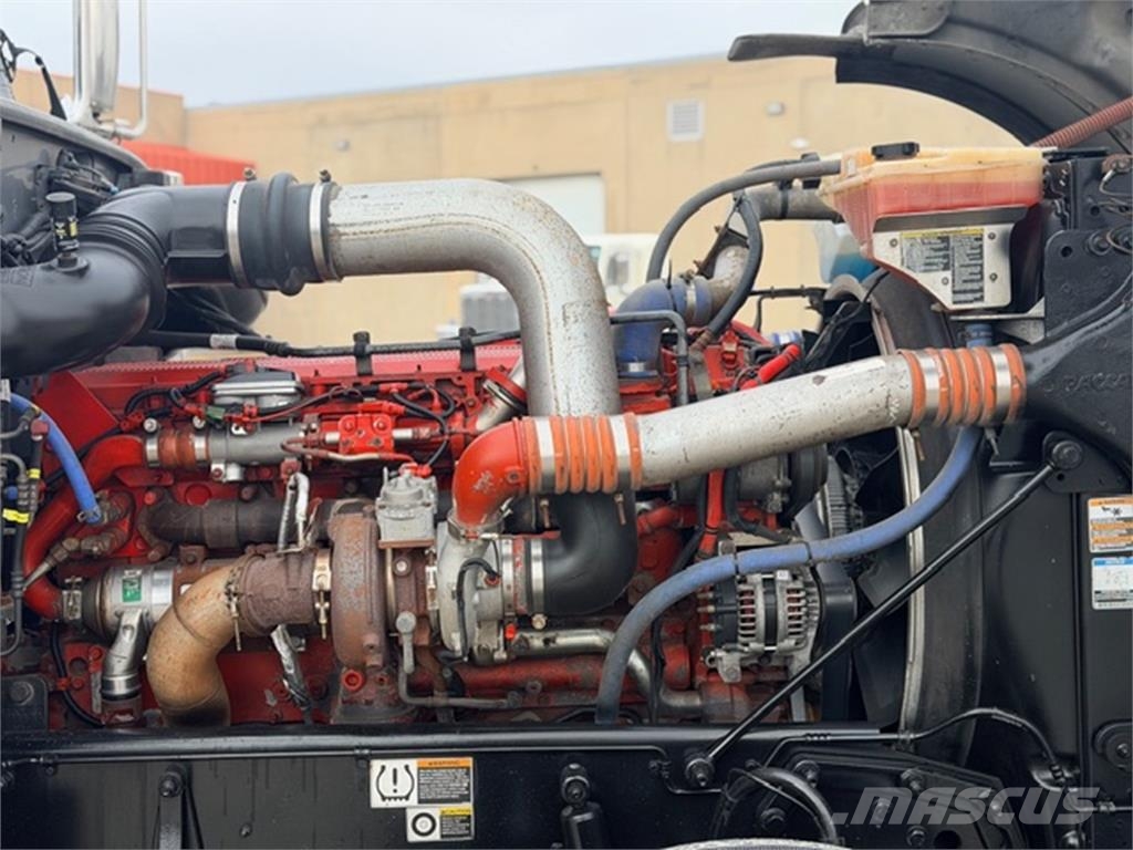 Peterbilt 389 Prime Movers