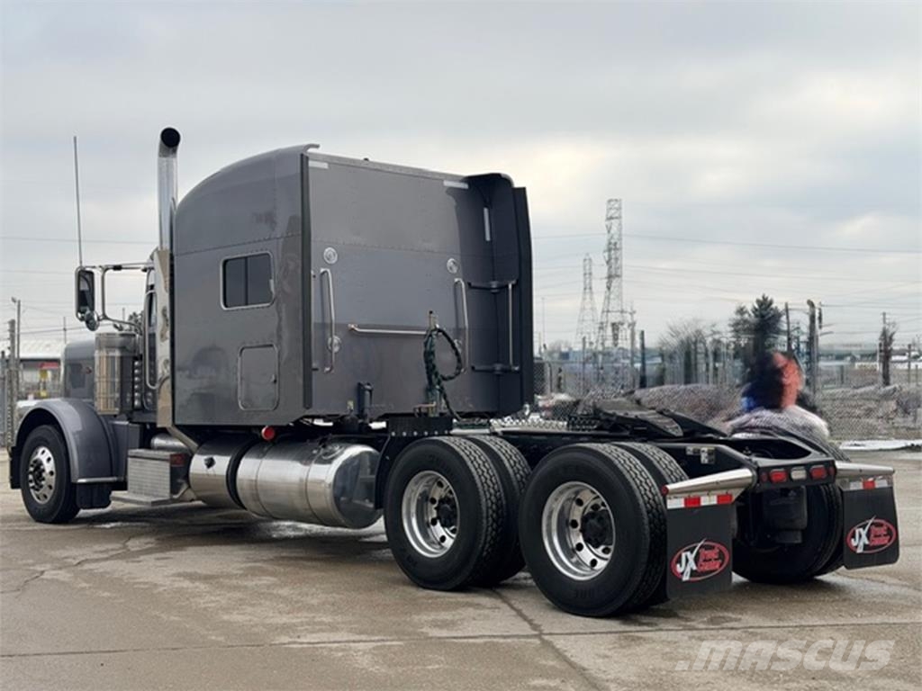 Peterbilt 389 Prime Movers