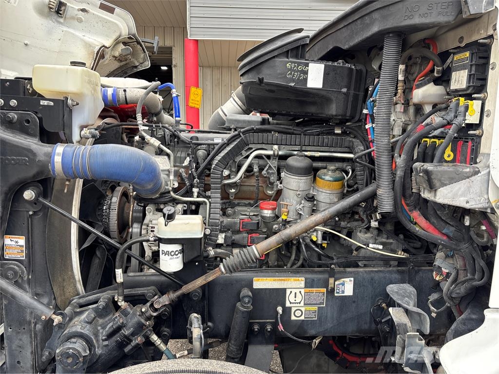 Peterbilt 567 트랙터 유닛