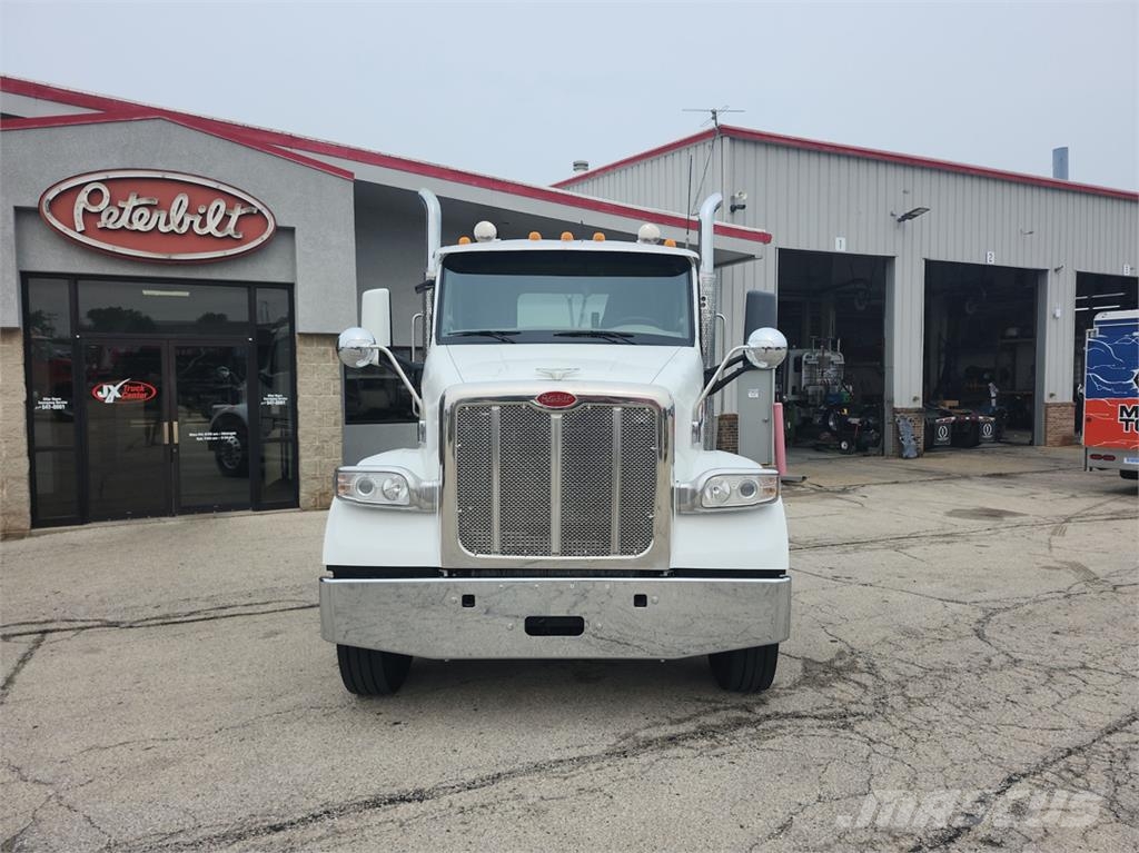 Peterbilt 567 Camiones tractor