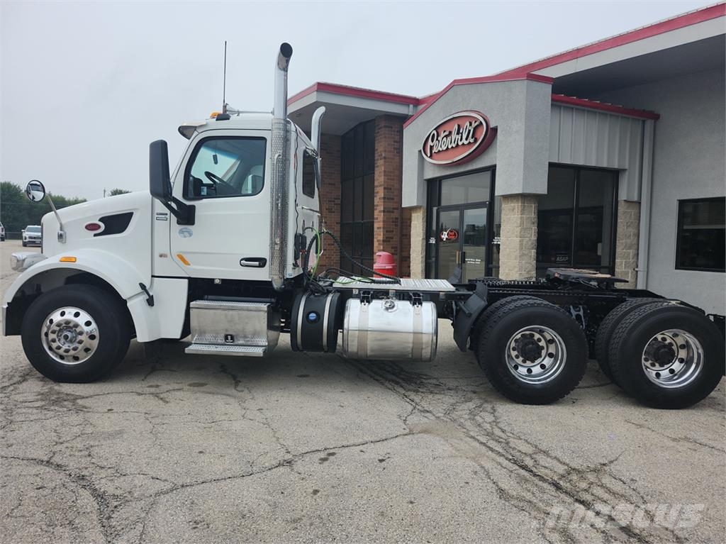 Peterbilt 567 Camiones tractor