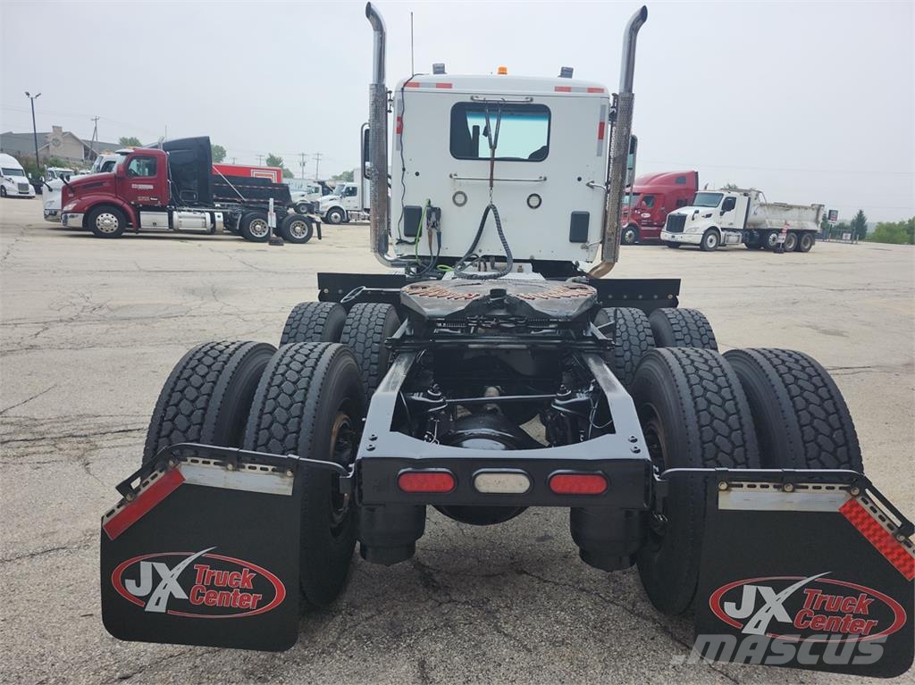 Peterbilt 567 Camiones tractor