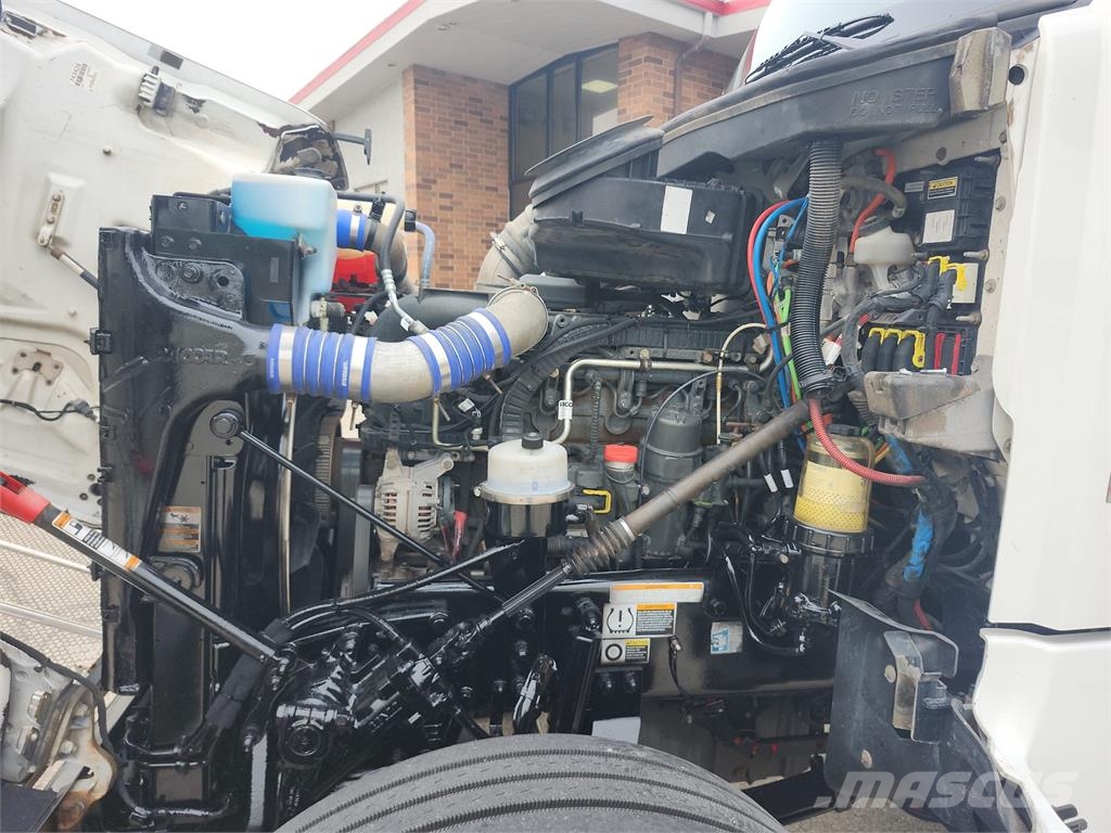 Peterbilt 567 Camiones tractor