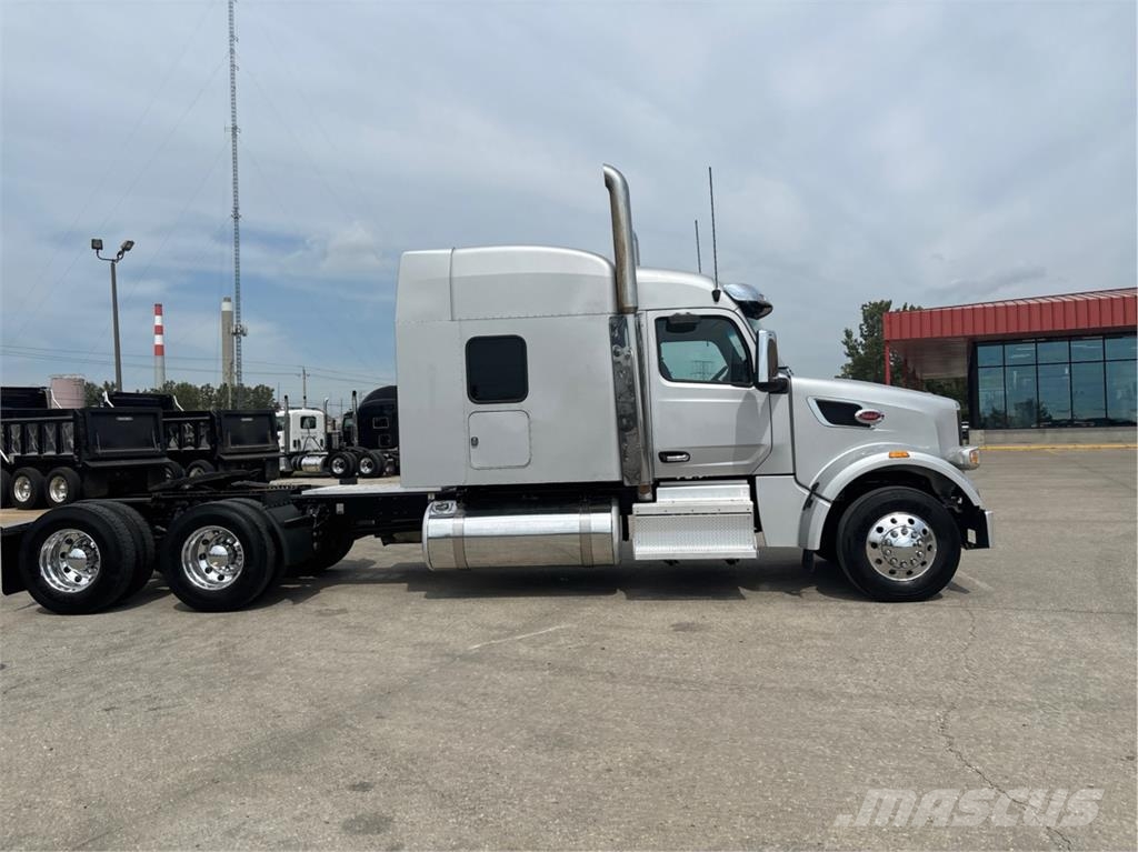 Peterbilt 567 Autotractoare