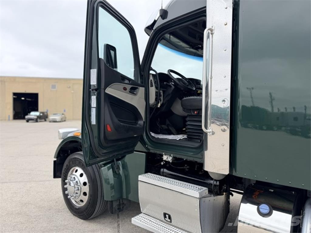 Peterbilt 567 Camiones tractor