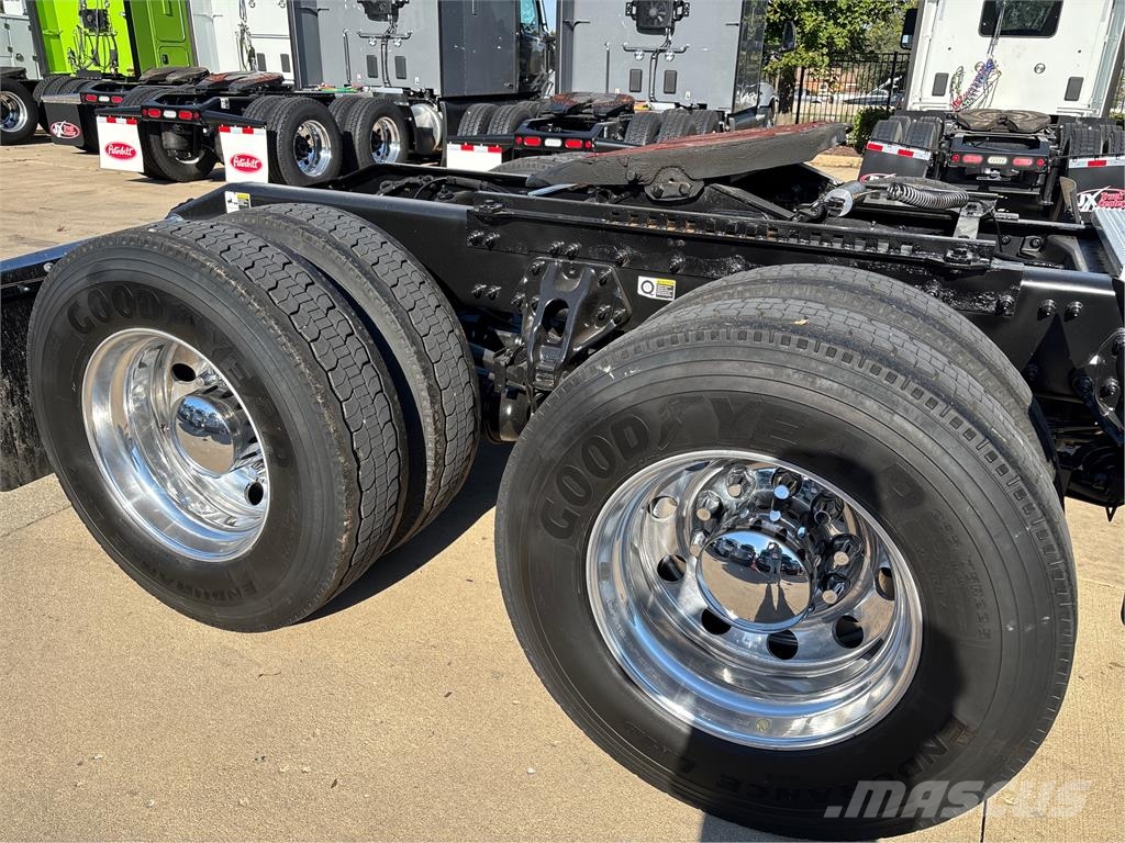 Peterbilt 567 Camiones tractor