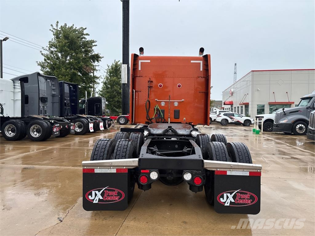 Peterbilt 567 Camiones tractor