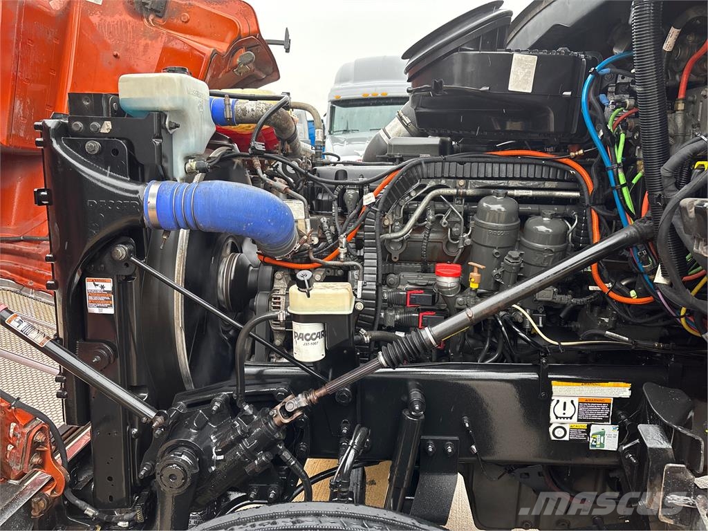 Peterbilt 567 Camiones tractor