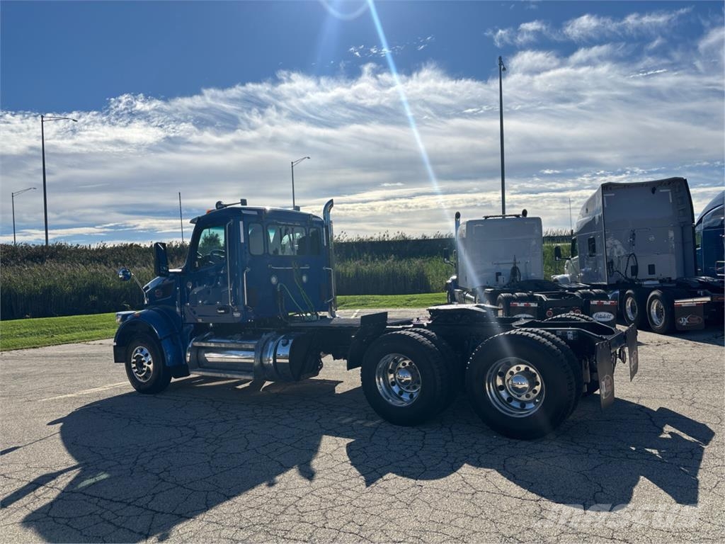 Peterbilt 567 Camiones tractor