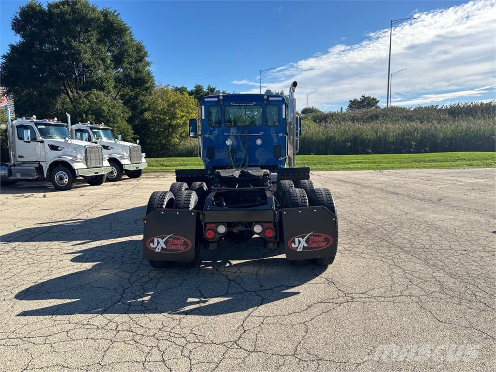 Peterbilt 567 Camiones tractor