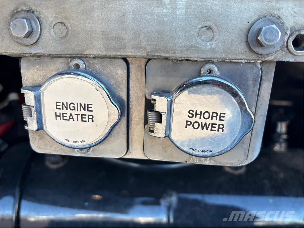 Peterbilt 567 曳引機組件