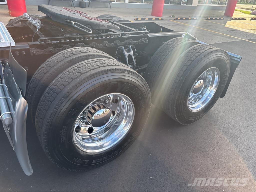 Peterbilt 567 Dragbilar