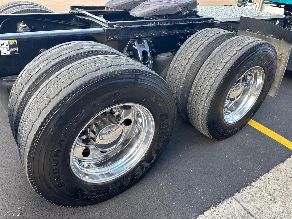 Peterbilt 567 Dragbilar