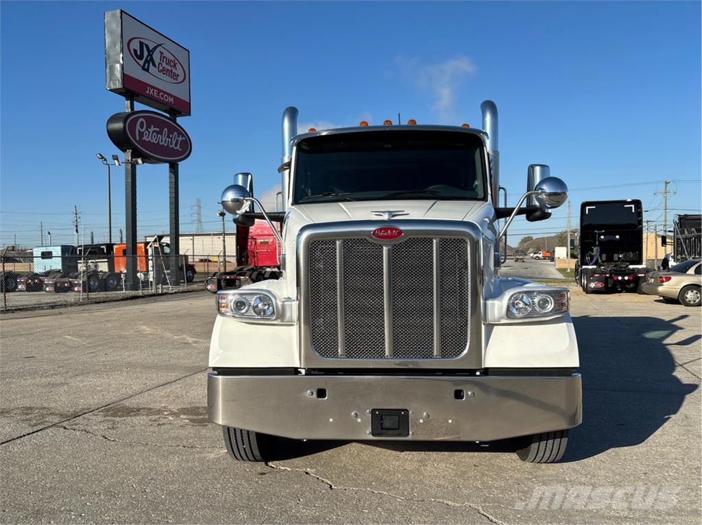 Peterbilt 567 وحدات الجر