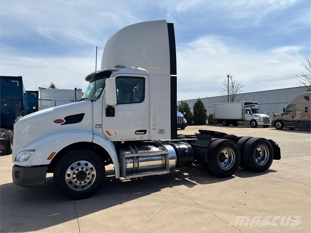 Peterbilt 579 وحدات الجر