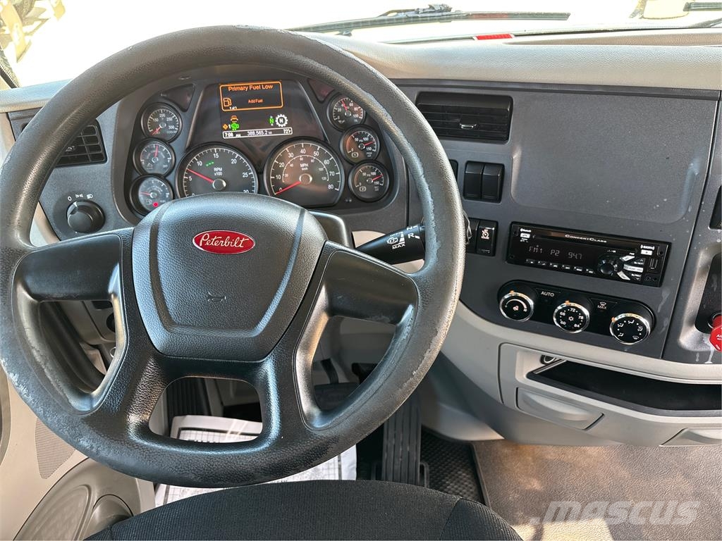 Peterbilt 579 وحدات الجر