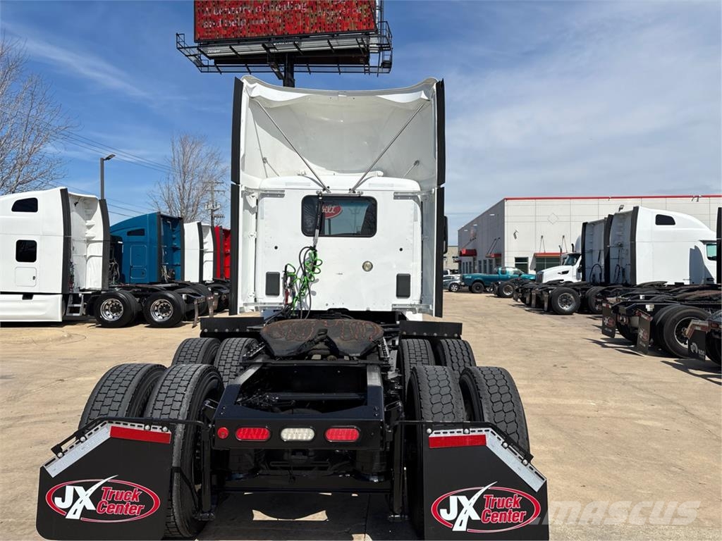 Peterbilt 579 وحدات الجر