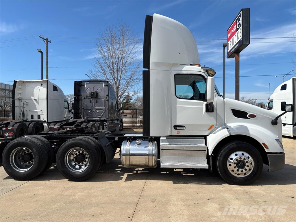 Peterbilt 579 وحدات الجر