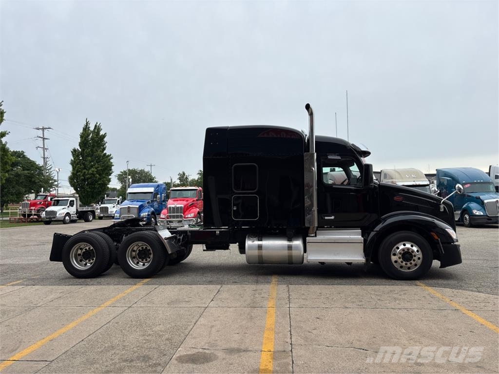 Peterbilt 579 Prime Movers