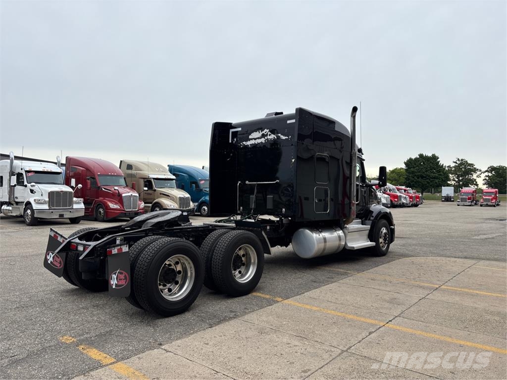 Peterbilt 579 Prime Movers