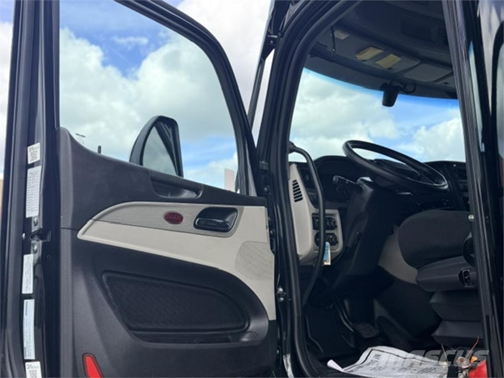 Peterbilt 579 牵引车