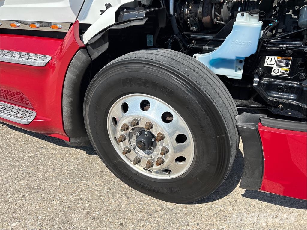 Peterbilt 579 Autotractoare