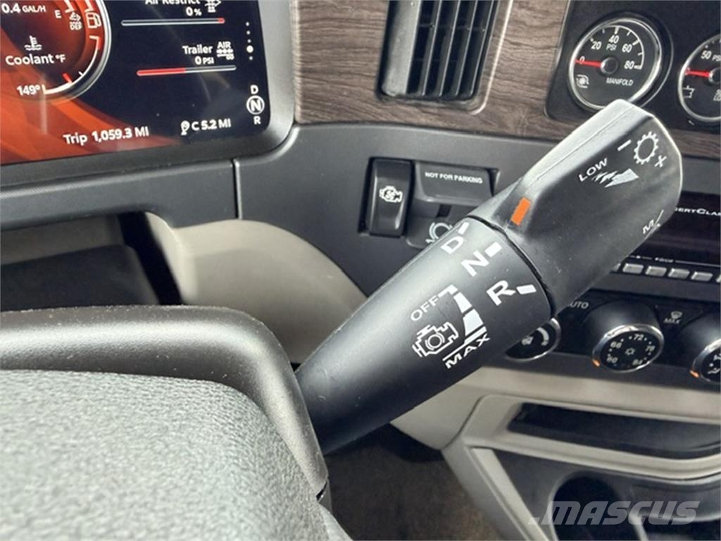 Peterbilt 579 Prime Movers