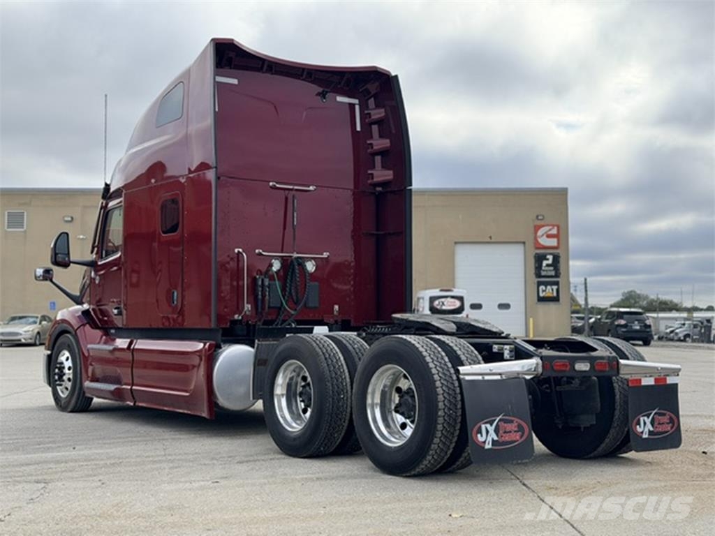 Peterbilt 579 Prime Movers