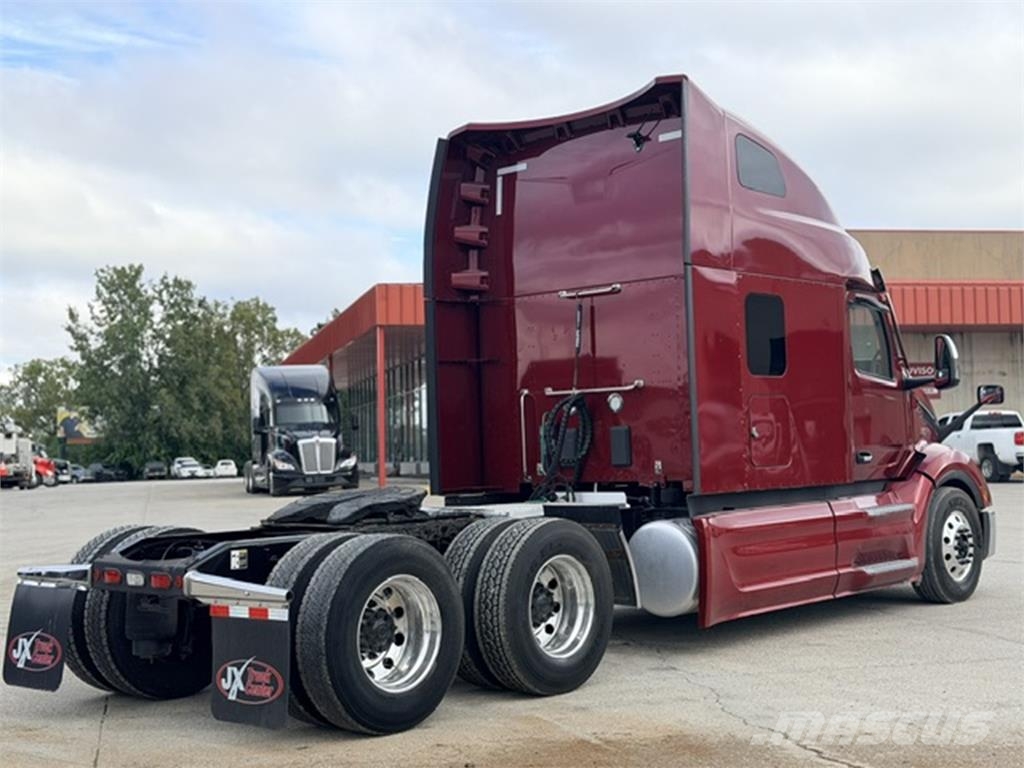 Peterbilt 579 Prime Movers