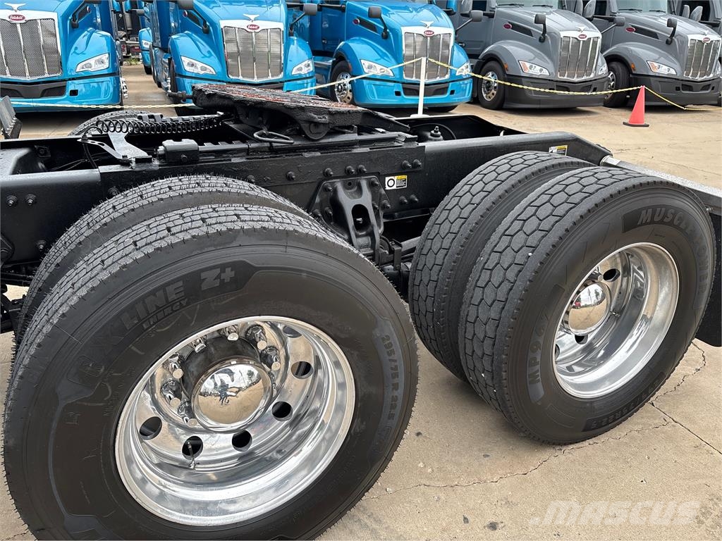 Peterbilt 579 Vetopöytäautot