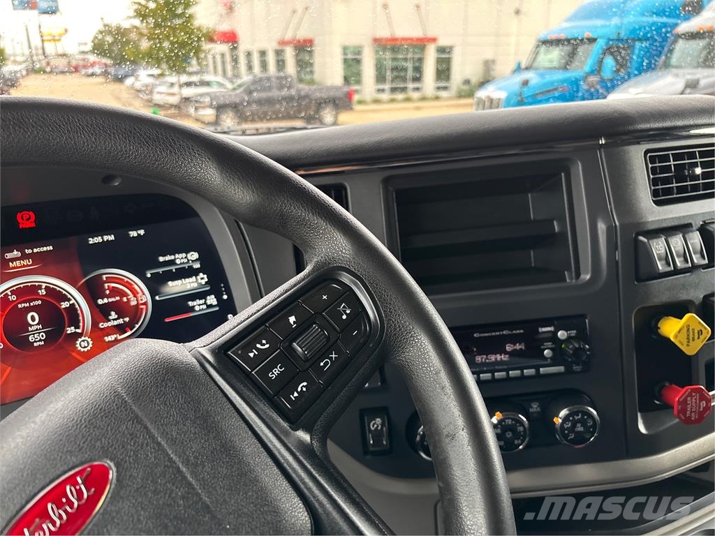Peterbilt 579 Vetopöytäautot