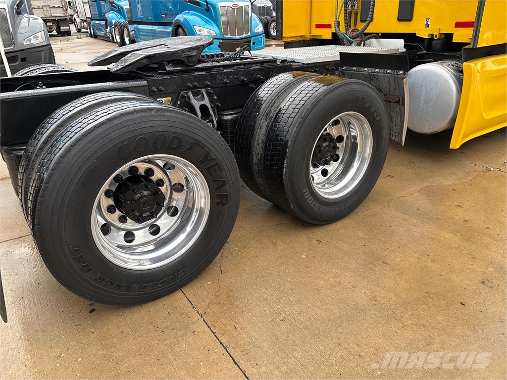Peterbilt 579 Inne