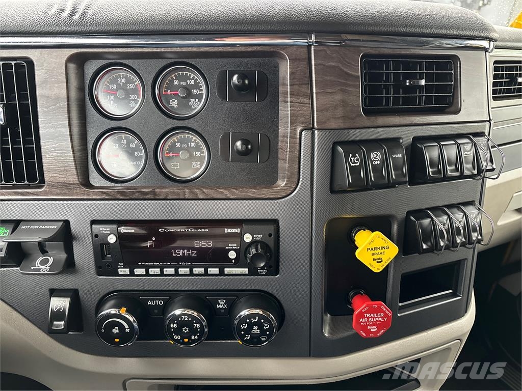 Peterbilt 579 Inne