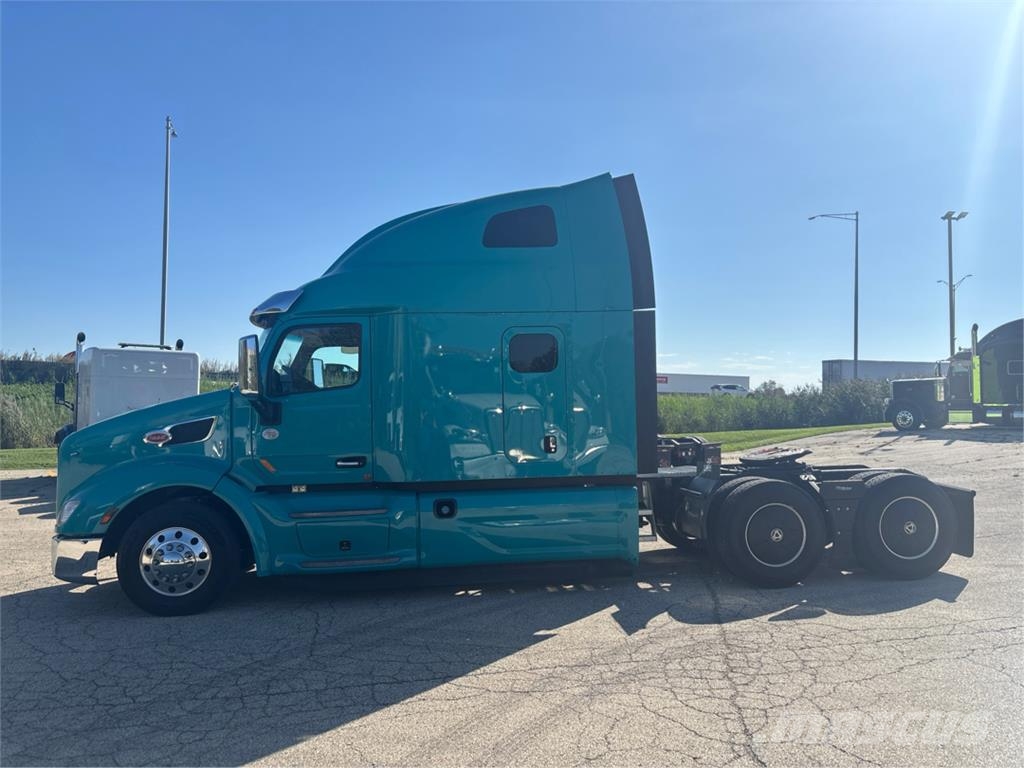 Peterbilt 579 Naudoti vilkikai