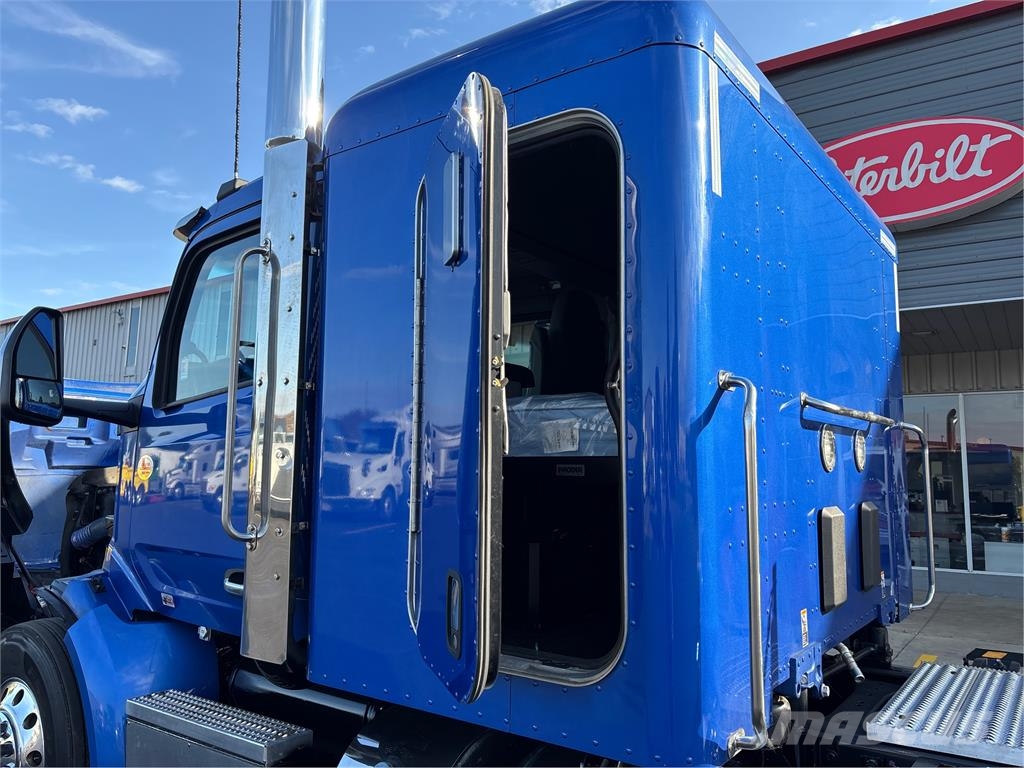 Peterbilt 579 وحدات الجر