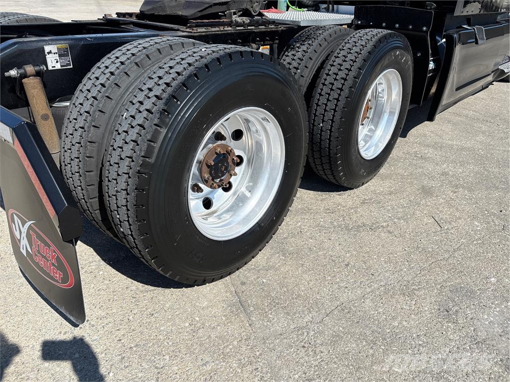 Peterbilt 579 وحدات الجر