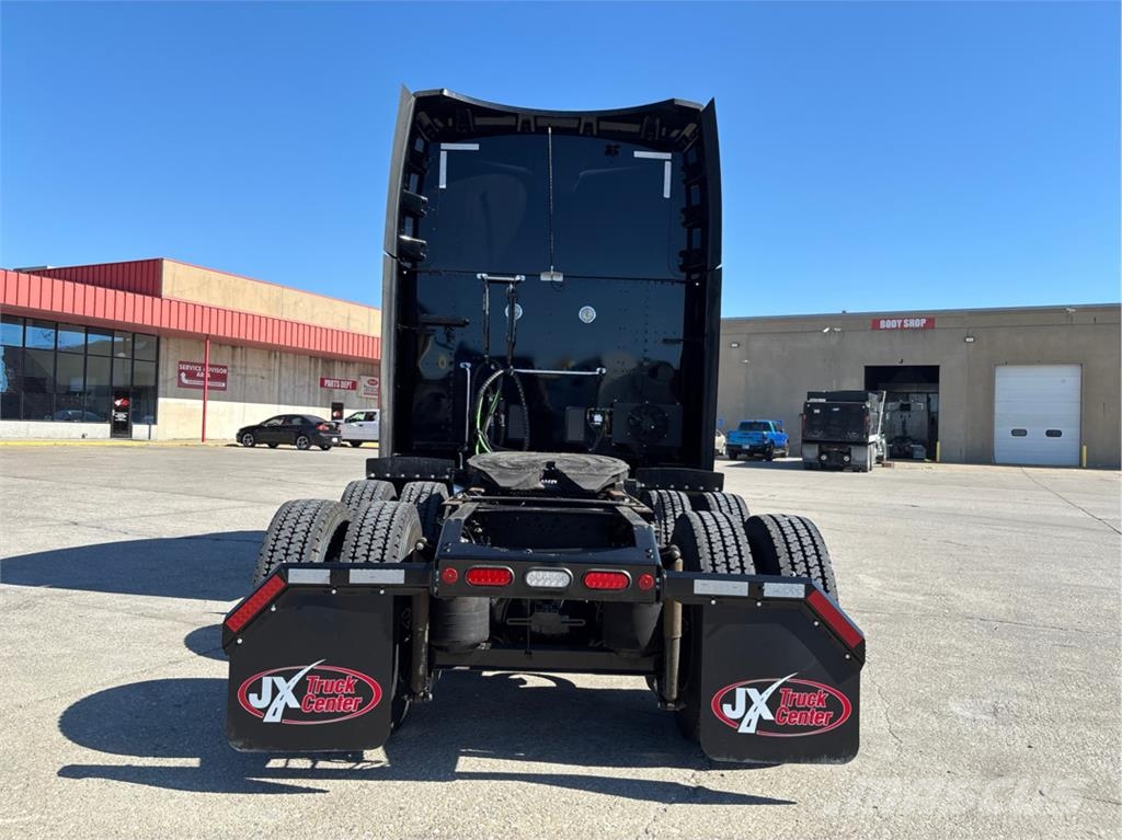 Peterbilt 579 وحدات الجر